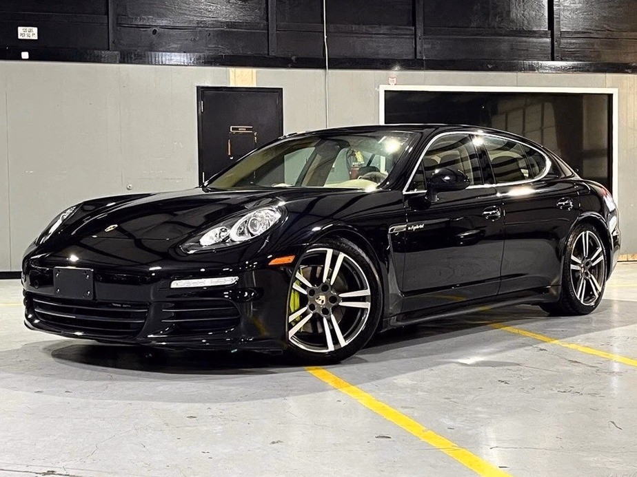 2014 Porsche Panamera S E HYBRID - SUPERCHARGED - Porsche Panamera image